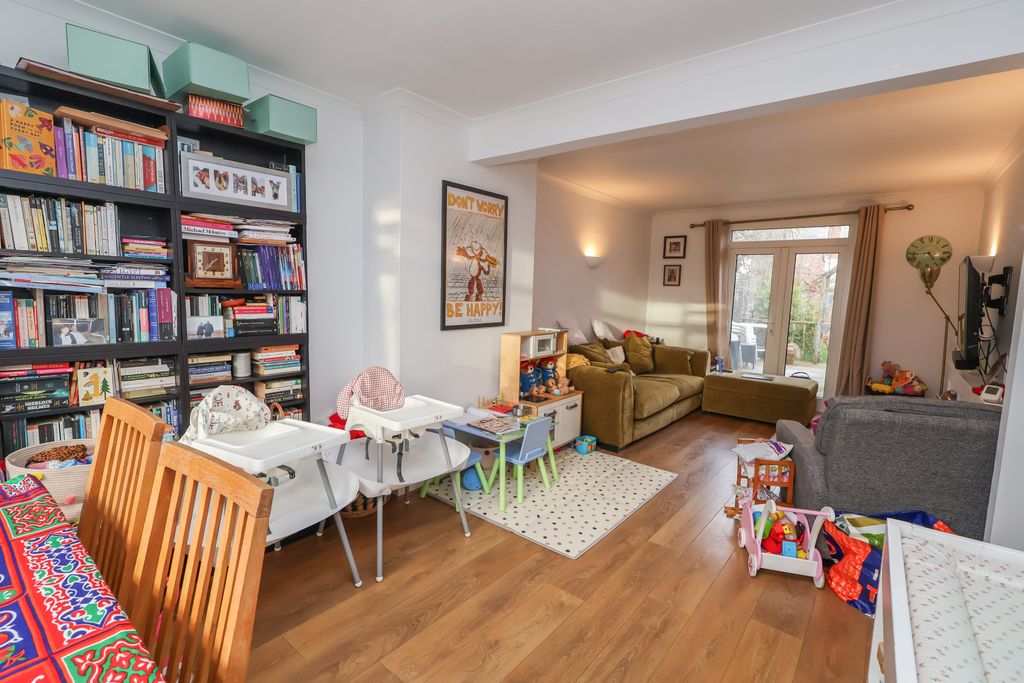 Property photo 2 of 14