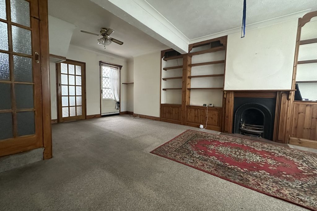 Property photo 2 of 13 Photo 1