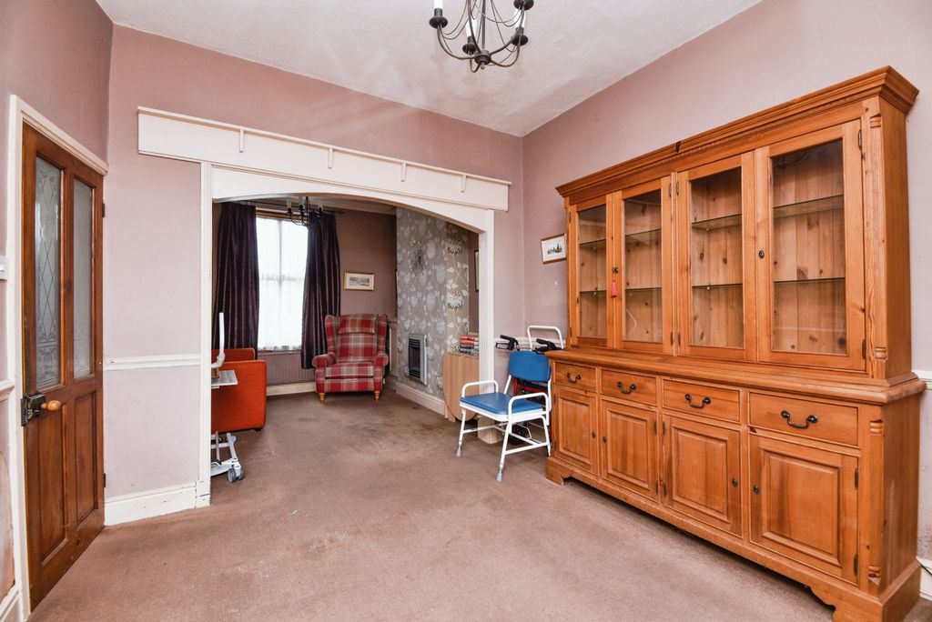 Property photo 3 of 13 Photography