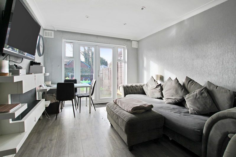 Property photo 2 of 11 Photo 6