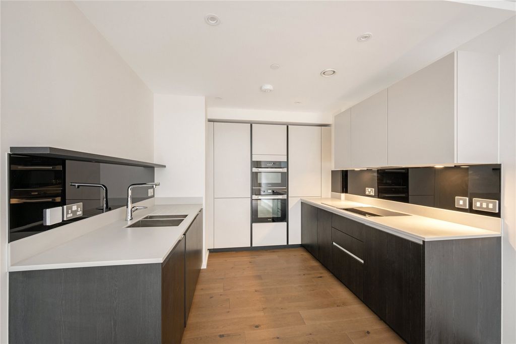 Property photo 1 of 14 Picture No. 06