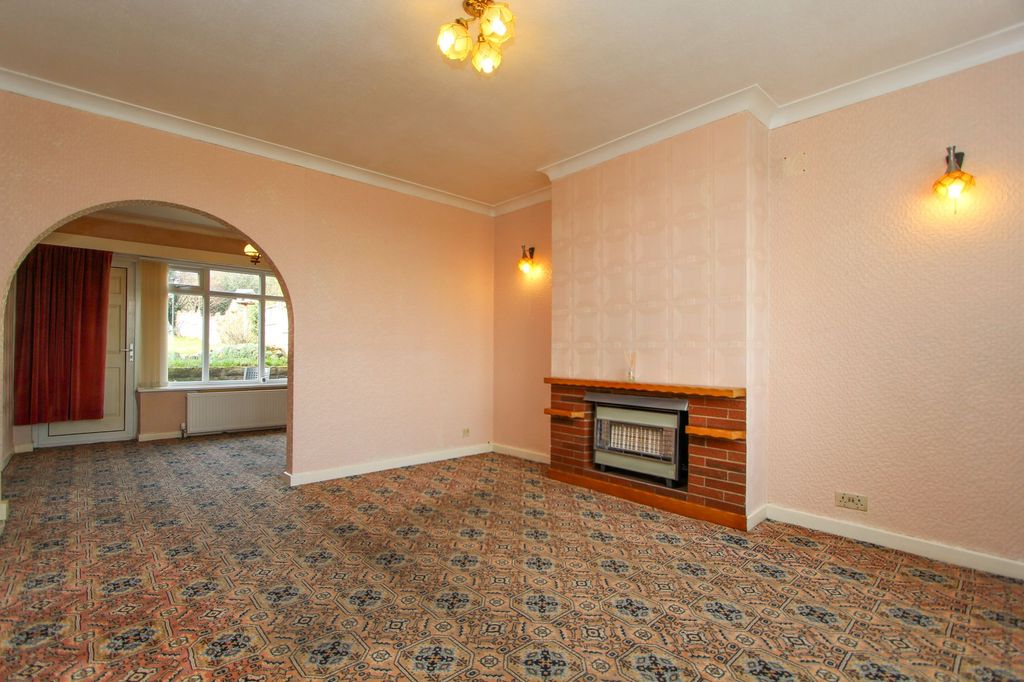 Property photo 3 of 21