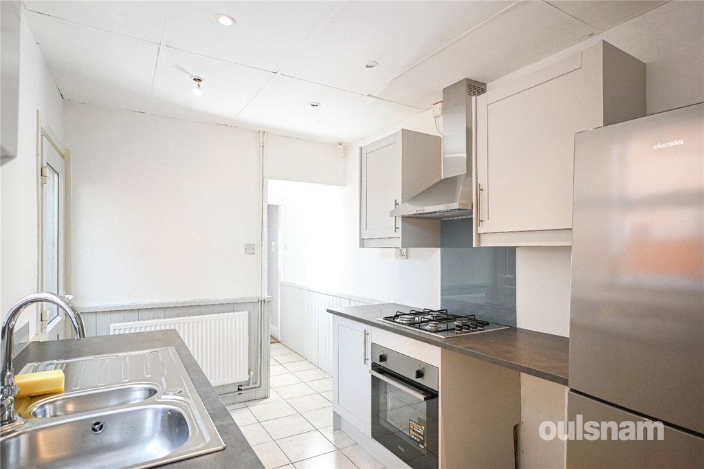 Property photo 3 of 19 Picture No. 24