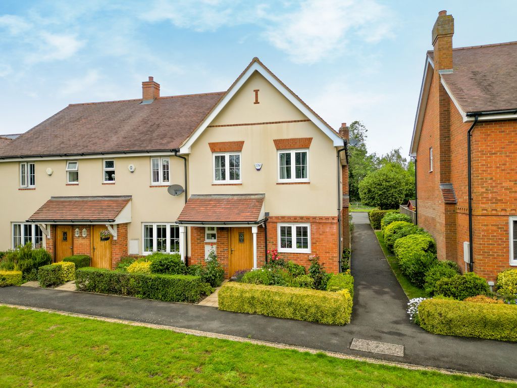Property photo 1 of 25 Raven Walk, Wingrave