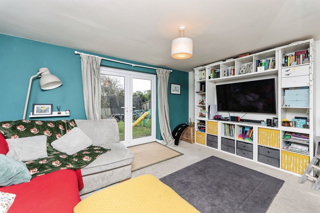 Property photo 3 of 15