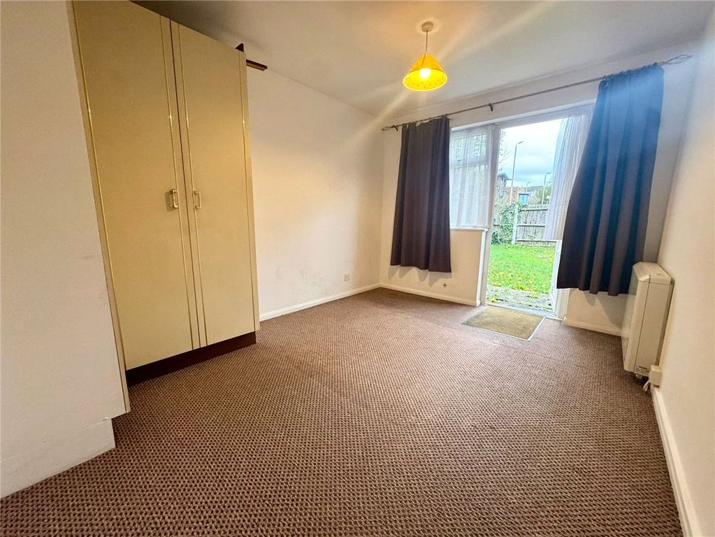 Property photo 3 of 7 Picture No. 16