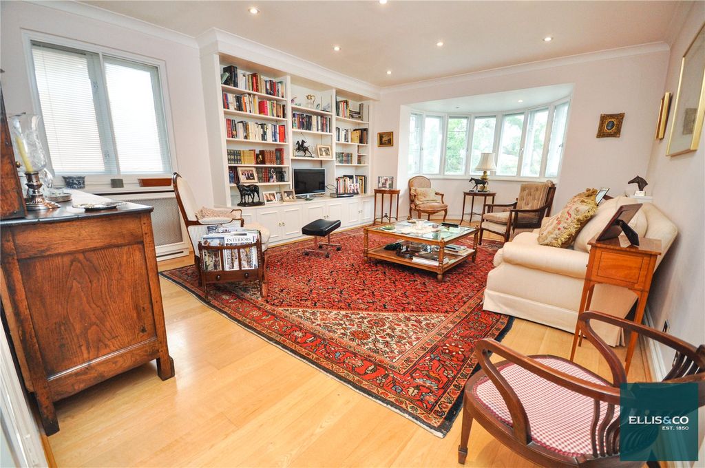 Property photo 2 of 11 Picture No. 35