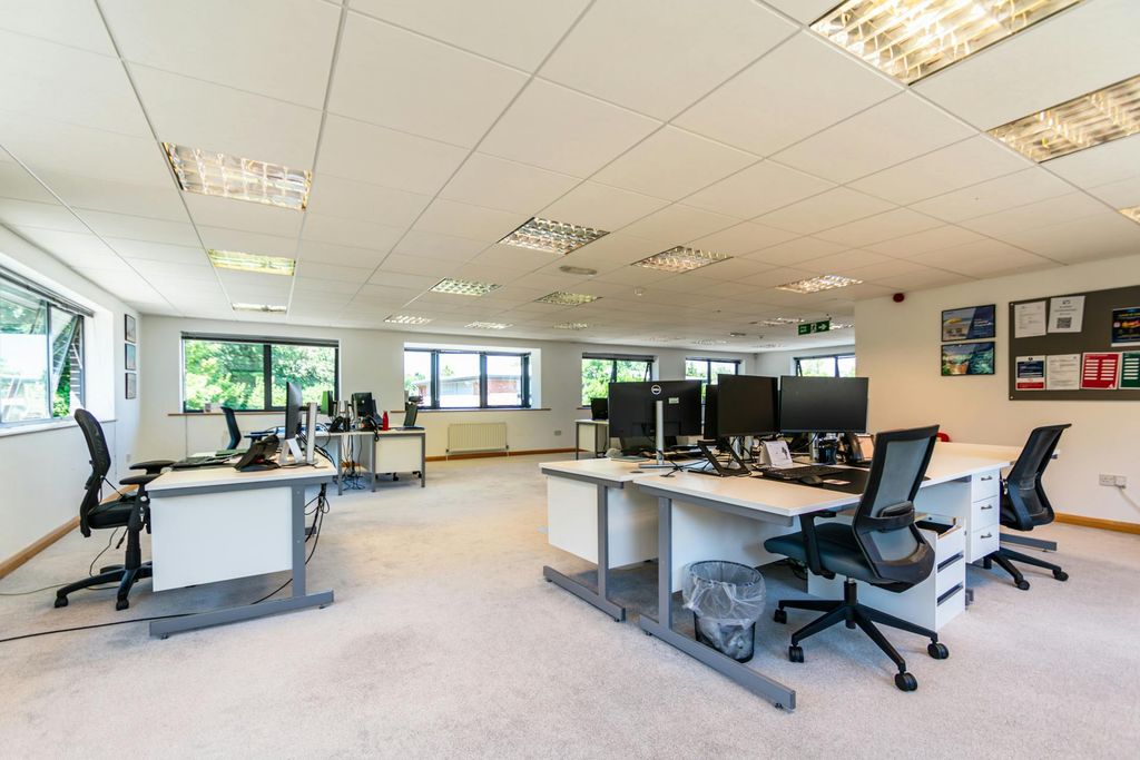 Property photo 2 of 5 14.Jpg