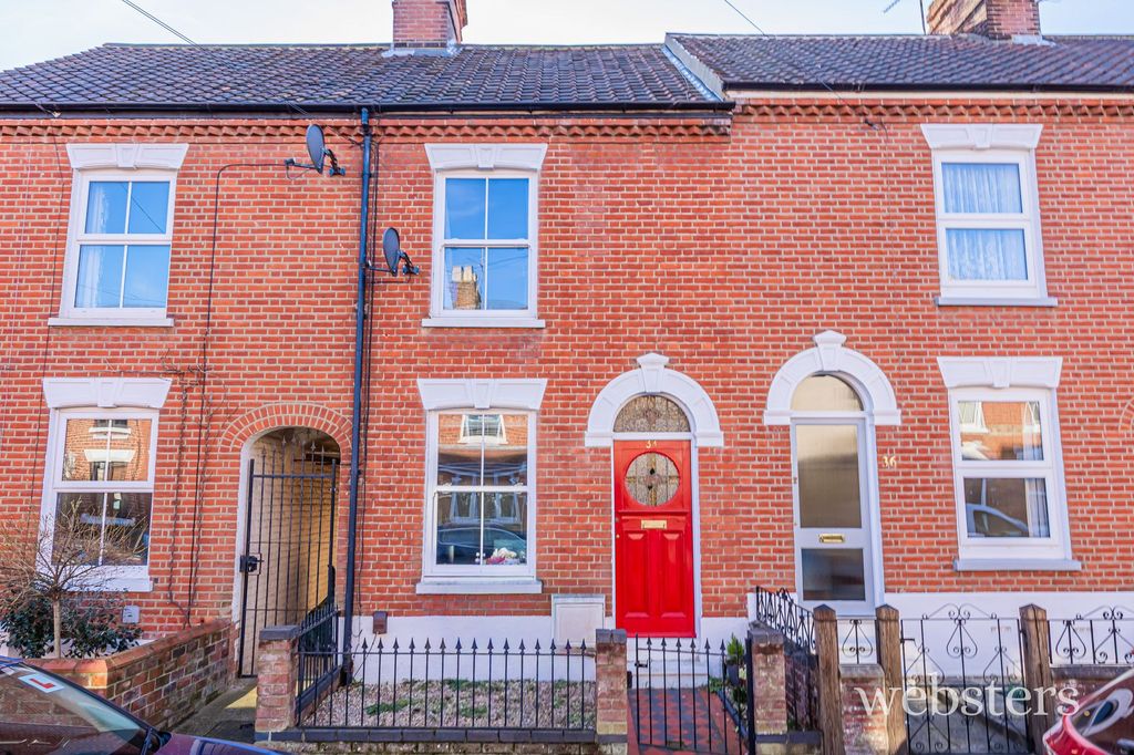 Property photo 1 of 13