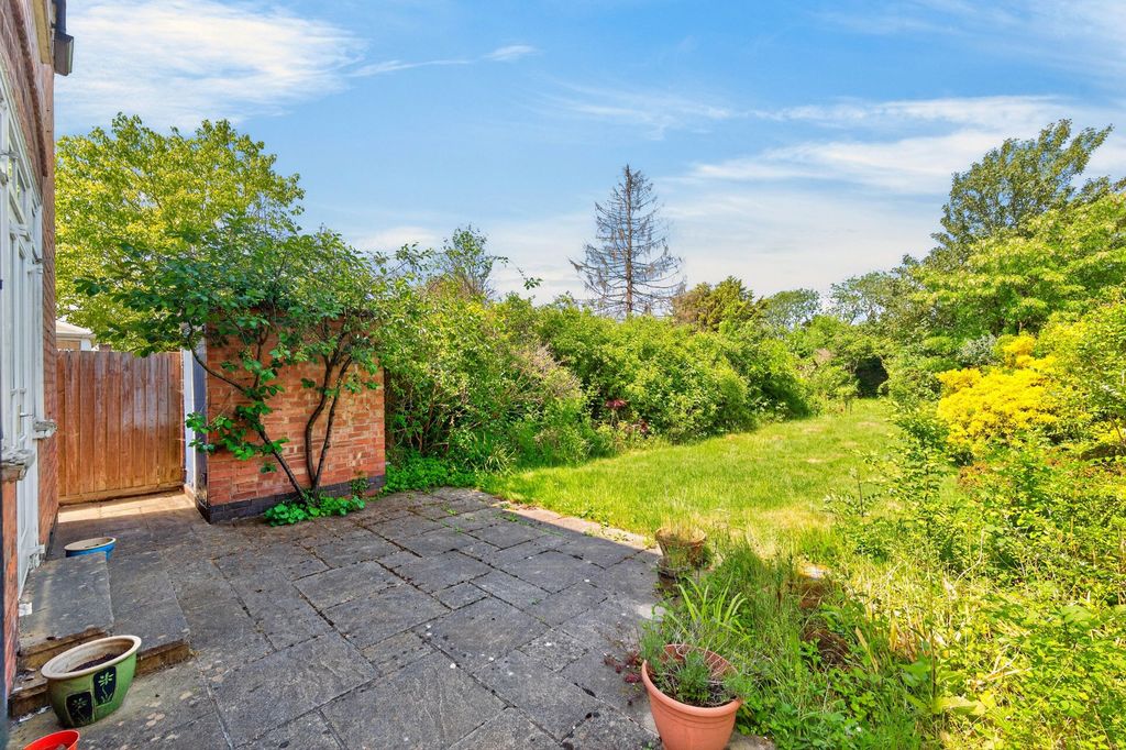 Property photo 3 of 19
