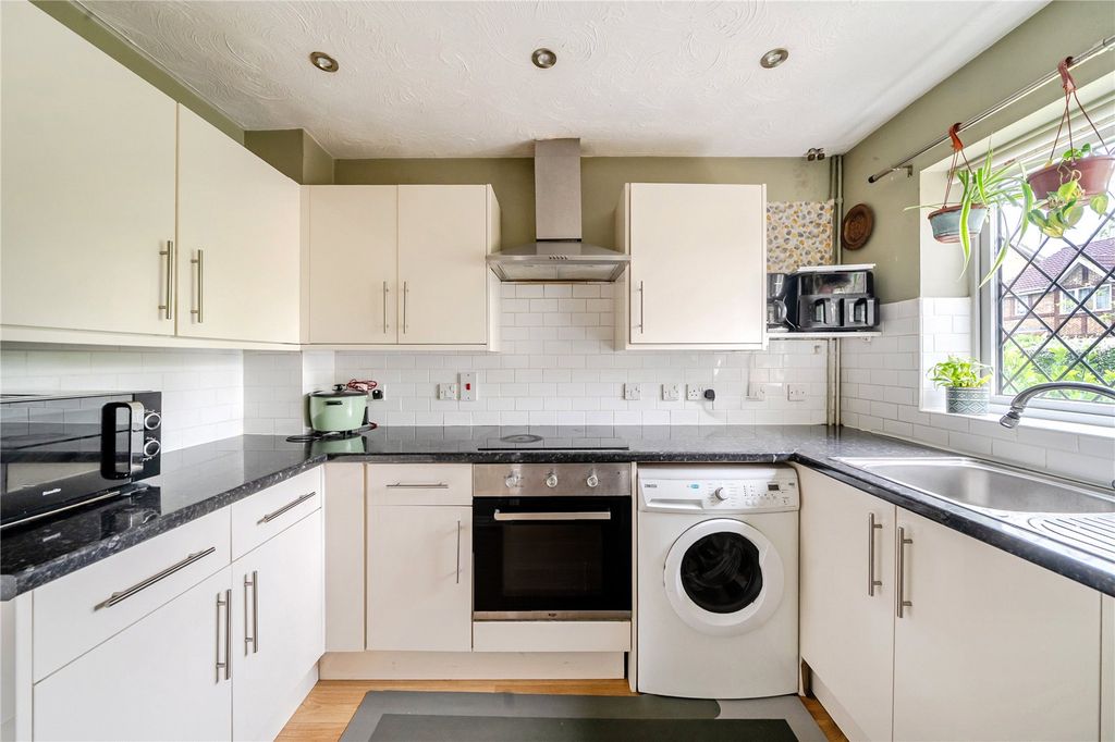 Property photo 3 of 17 Picture No. 05