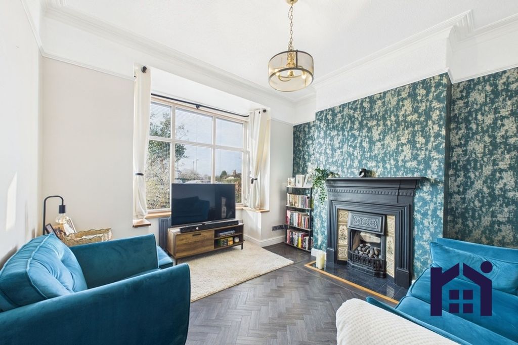 Property photo 2 of 20 Reception One