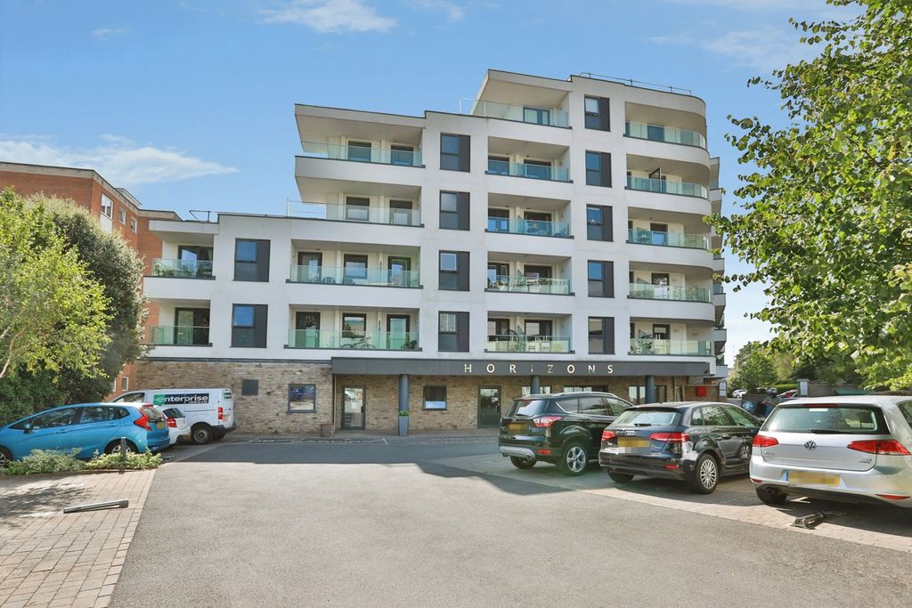 Property photo 1 of 21 Pbox-Img.Jpg
