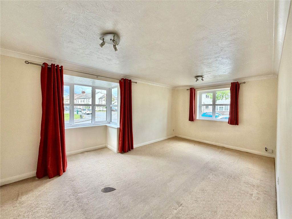 Property photo 2 of 7 Picture No. 05