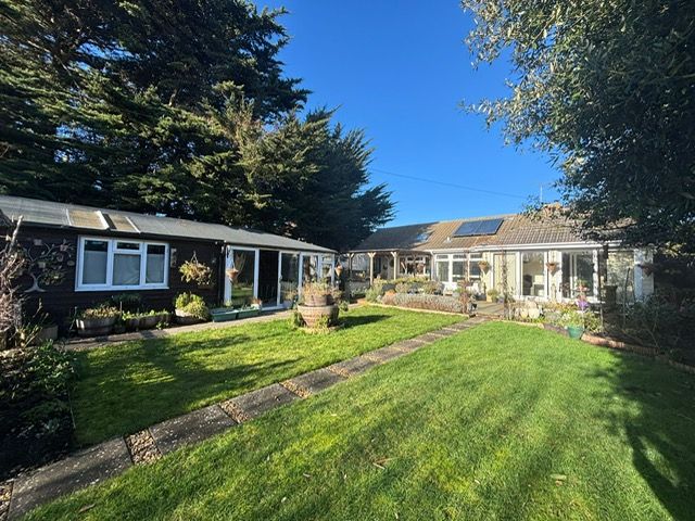 Property photo 1 of 22 Front