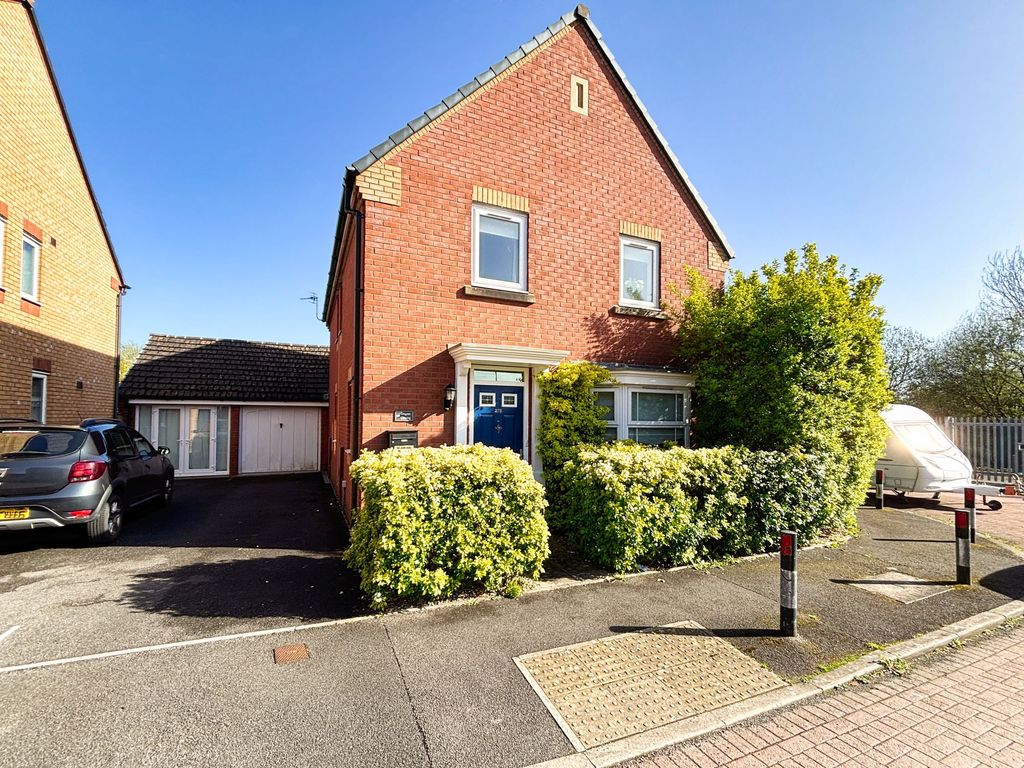 Property photo 1 of 28