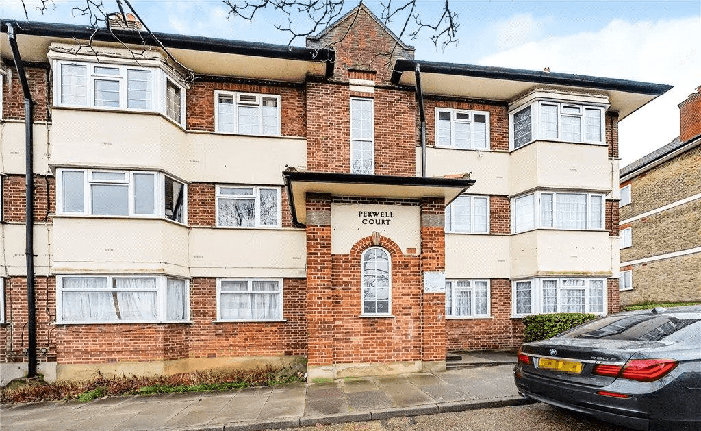 Property photo 1 of 17 2 Bed Furnished Flat