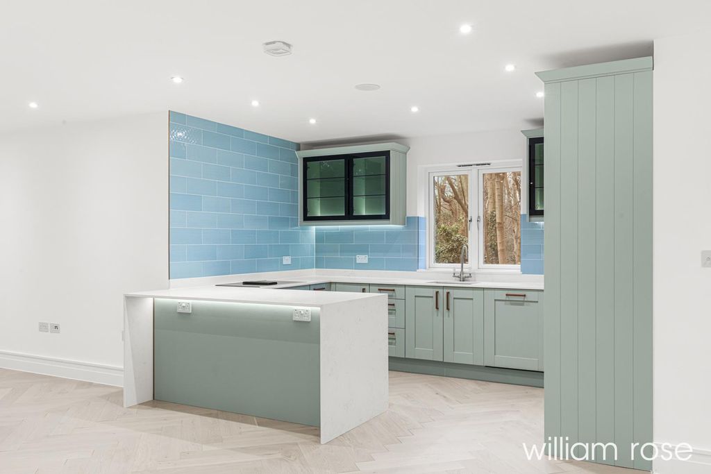 Property photo 2 of 30 Forestcottage_2.Jpg