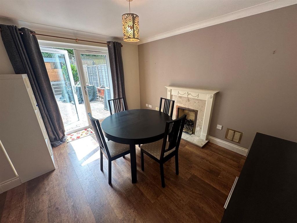 Property photo 3 of 13 Dining Room.Jpg