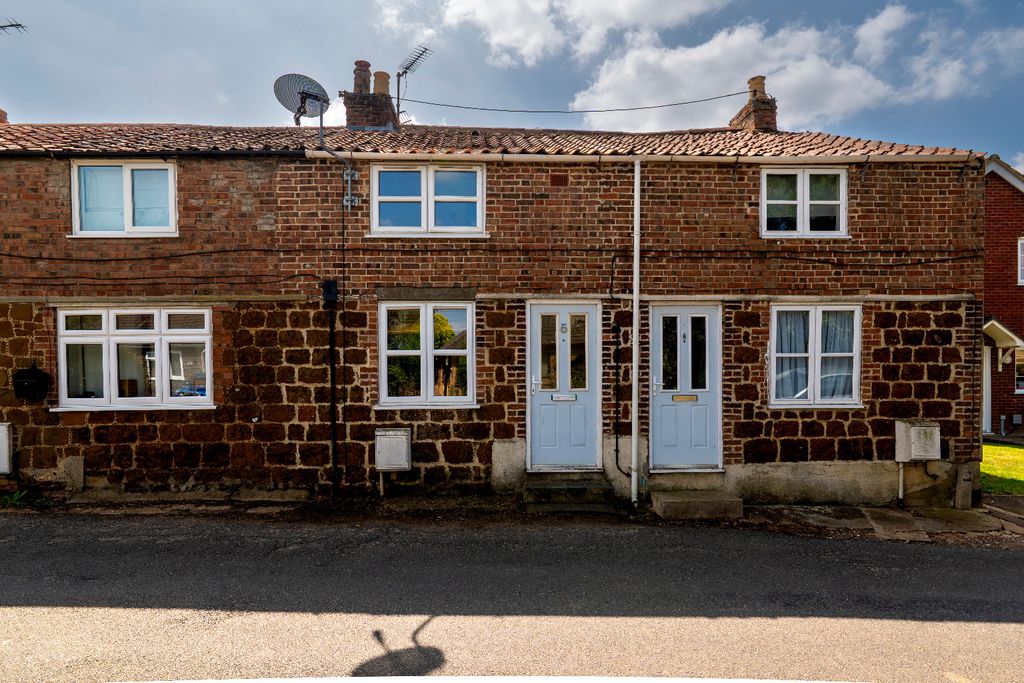 Property photo 1 of 17 4161540