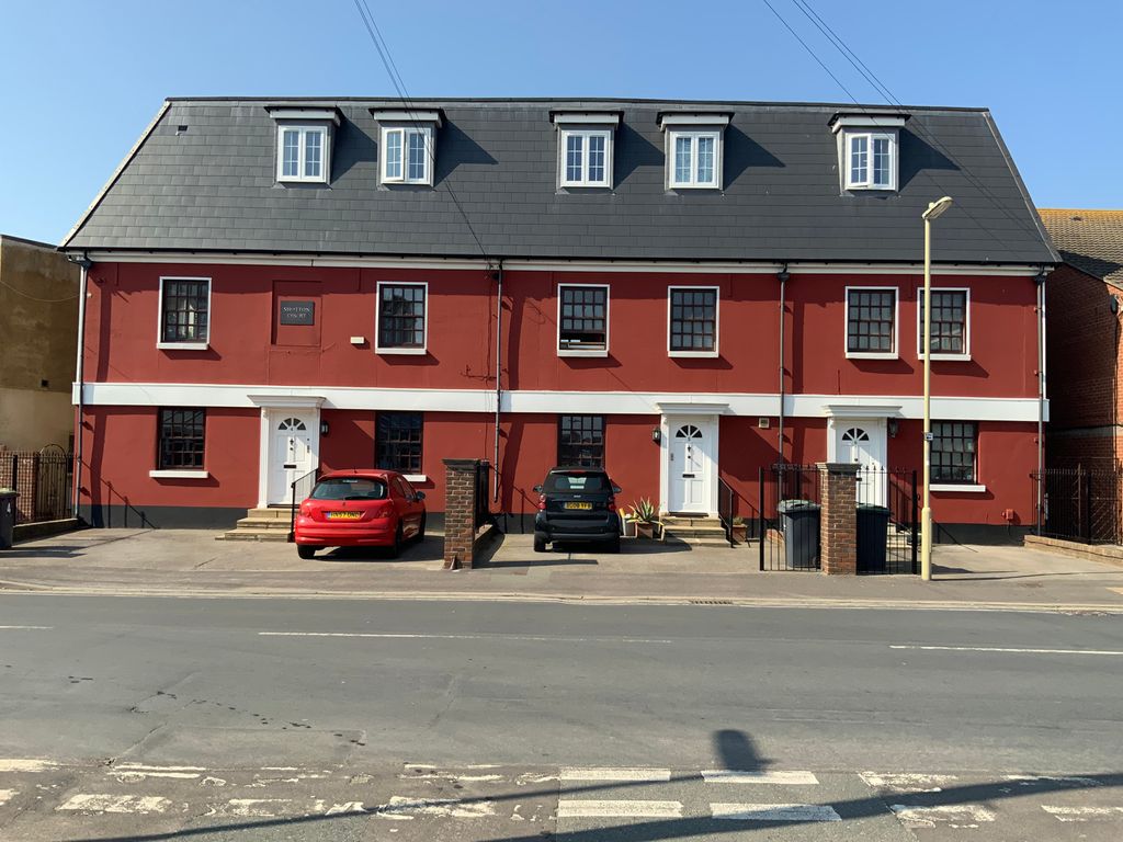 Property photo 1 of 12 Shotton Court