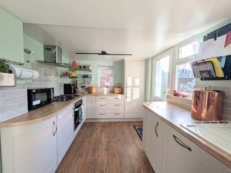 Property photo 3 of 17 Photo 17