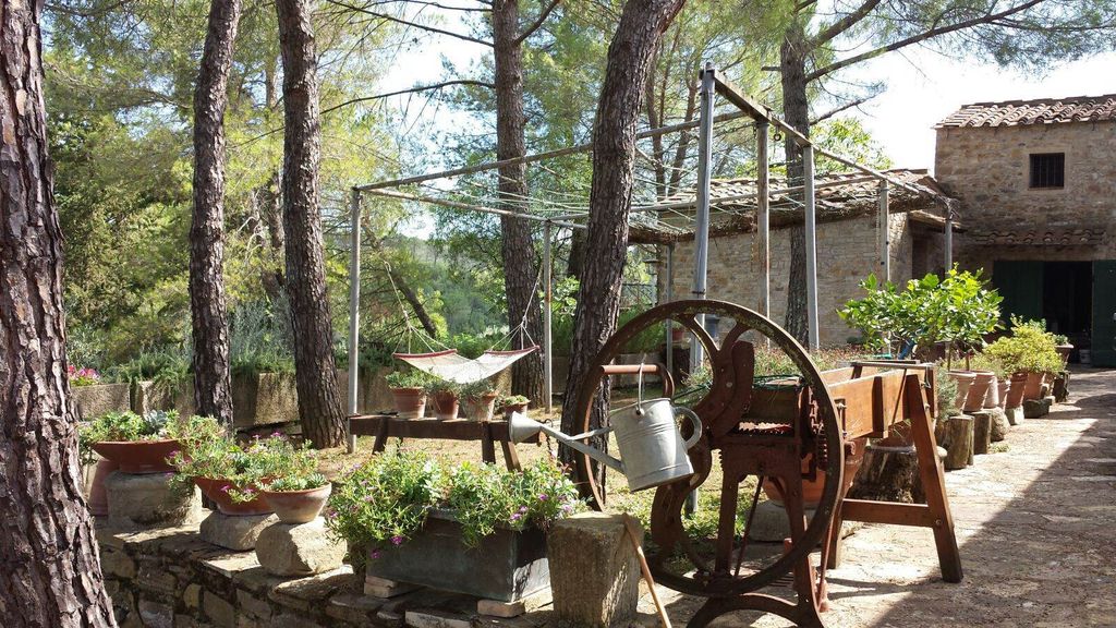 Property photo 1 of 30