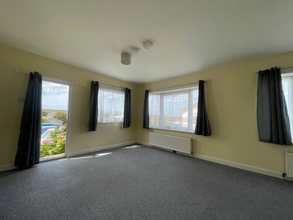 Property photo 1 of 8 Image