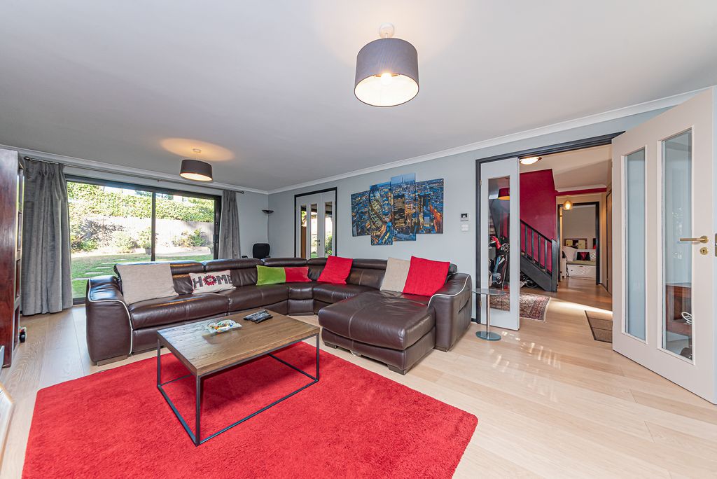 Property photo 3 of 17 Reception Room