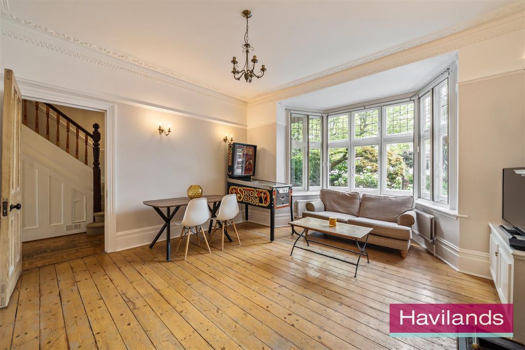 Additional image 8 of 6 bed semi-detached house for saleVillage Road, Enfield EN1