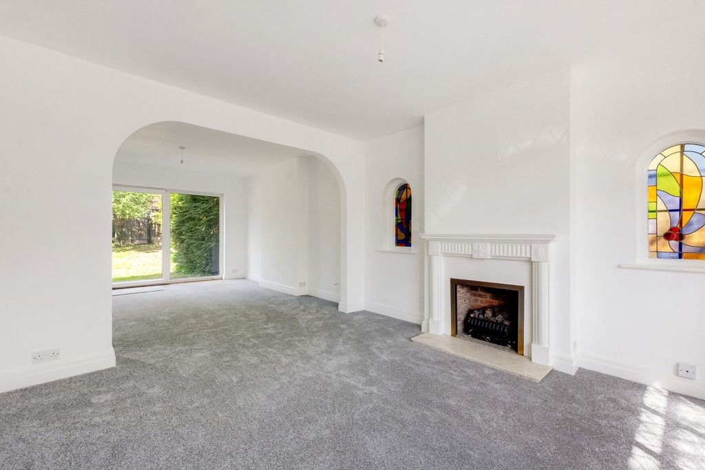 Property photo 3 of 11 4674112