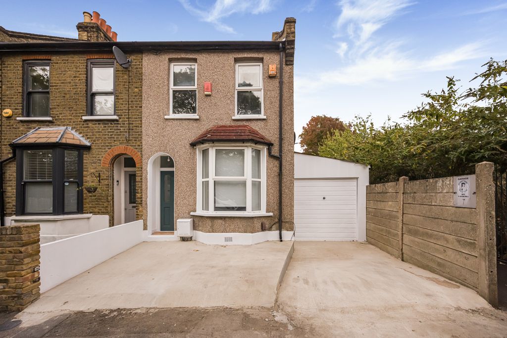 Property photo 1 of 20
