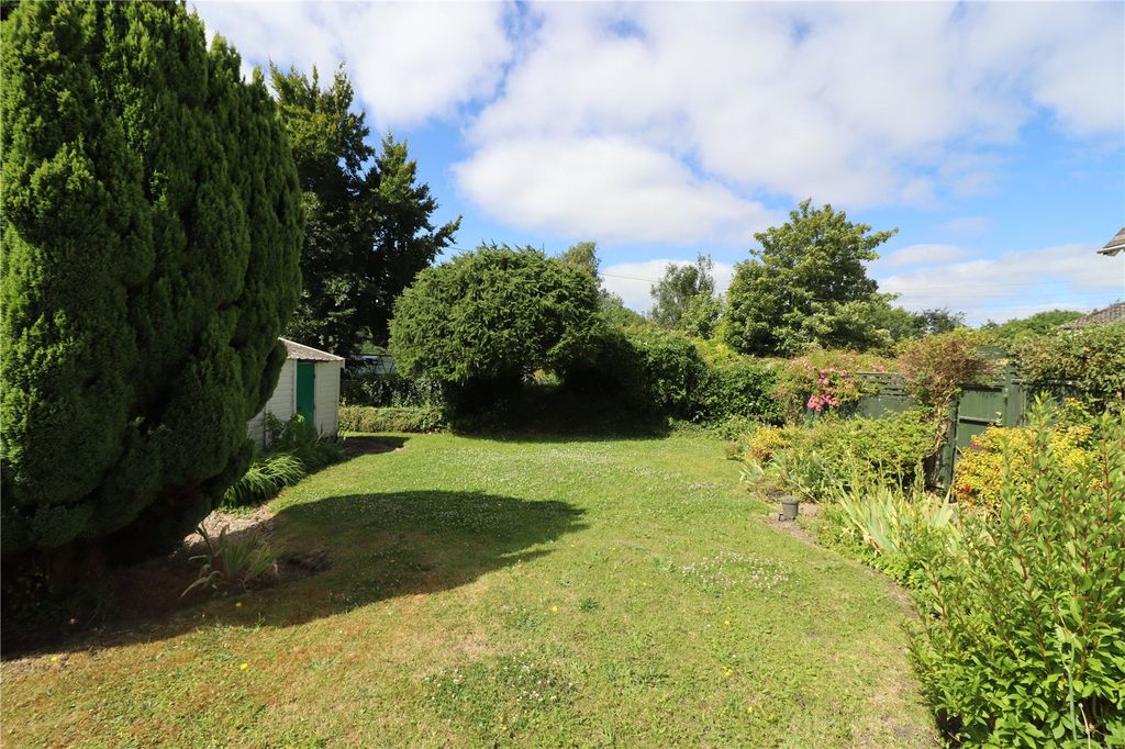 Property photo 2 of 27 Picture No. 41