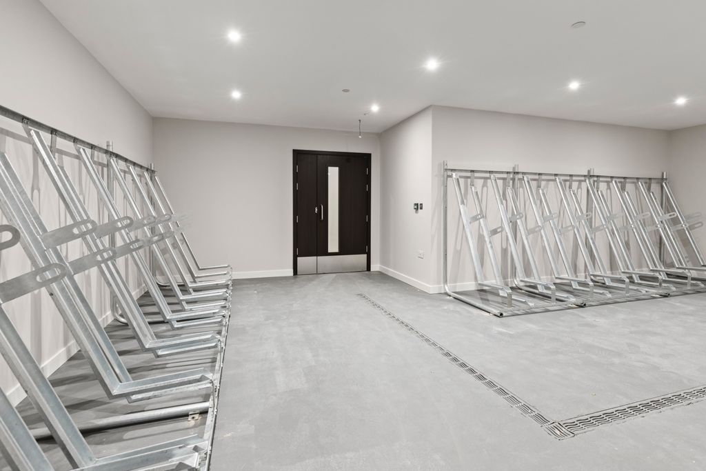 Property photo 3 of 22