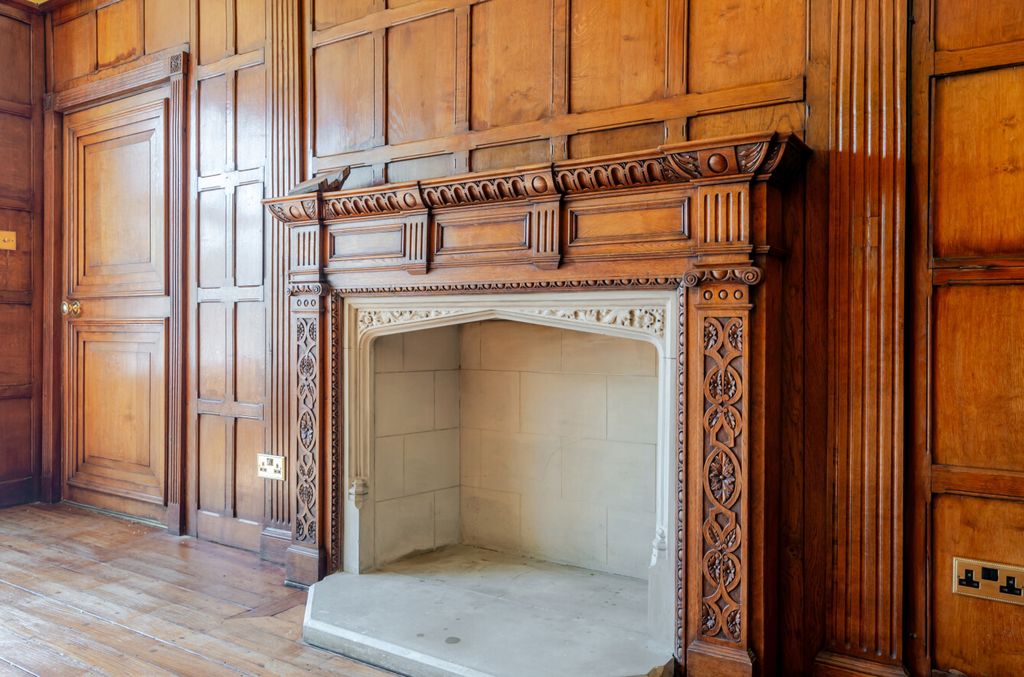 Additional image 11 of 2 bed flat for saleWilderness Road, Chislehurst, Kent BR7