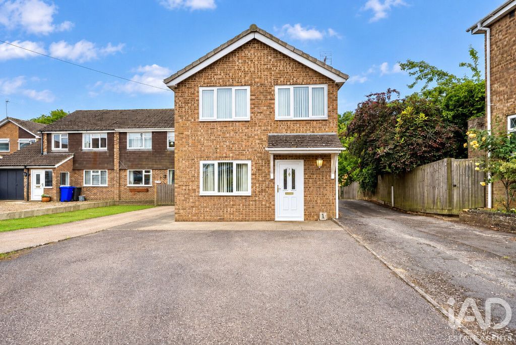 Property photo 1 of 18