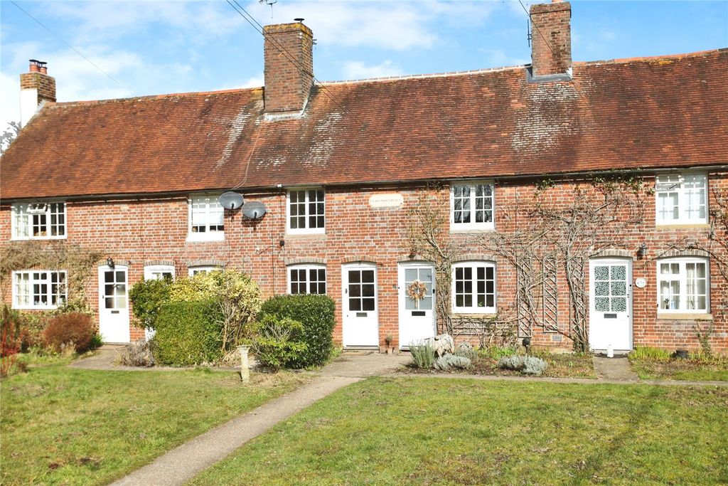 Property photo 1 of 12 Photography