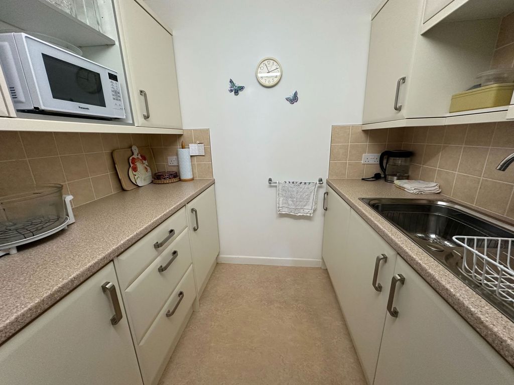 Property photo 3 of 5