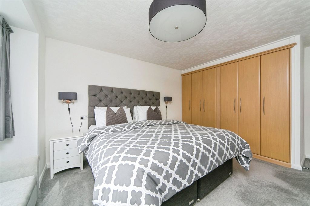 Additional image 17 of 2 bed flat for saleGloddaeth Avenue, Llandudno, Conwy LL30