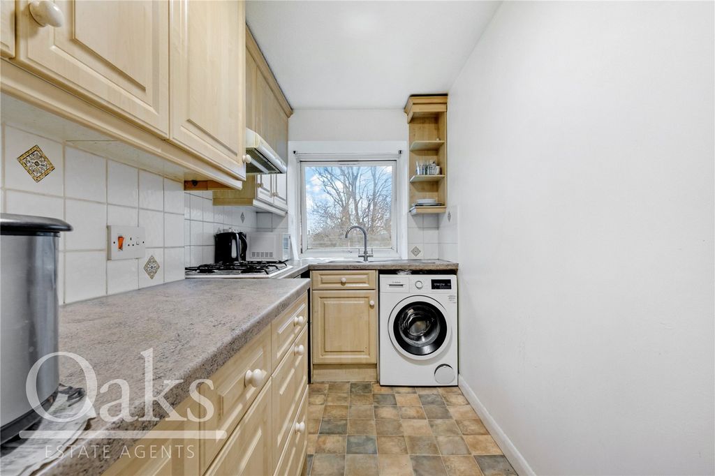 Property photo 3 of 8 Picture No. 06