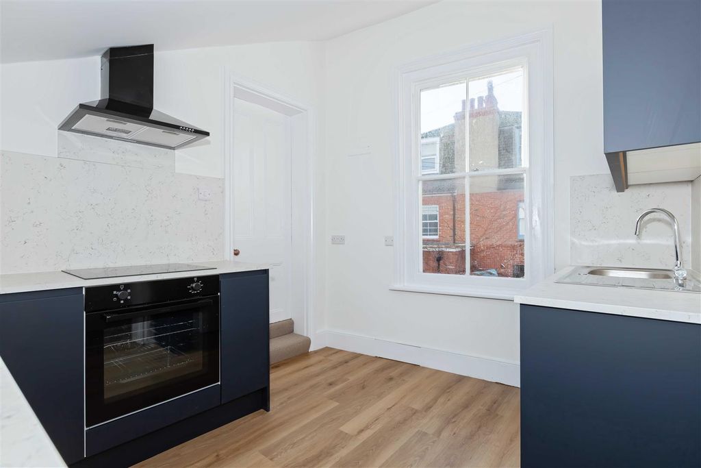 Property photo 2 of 10 Brunsick Rd_4.Jpg