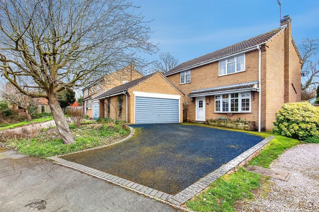 Property photo 1 of 21