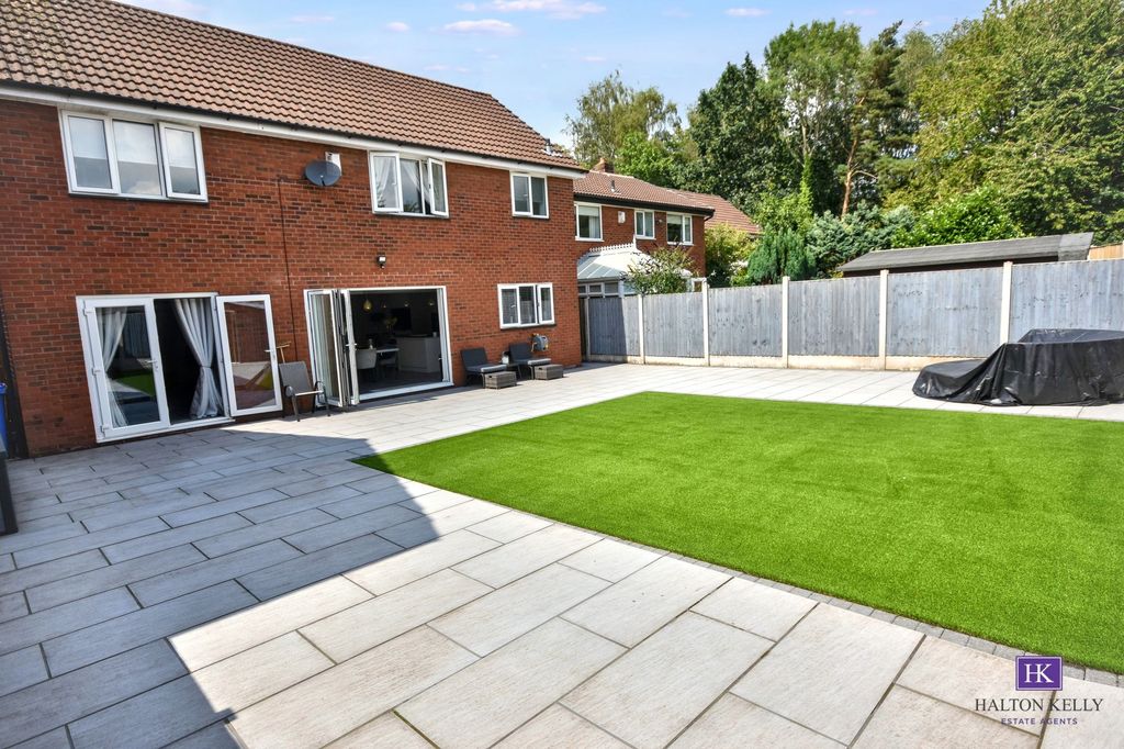 Property photo 3 of 29