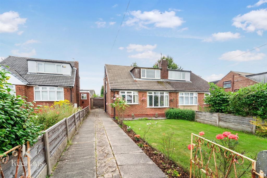 Property photo 1 of 34 Charlton-33.Jpg