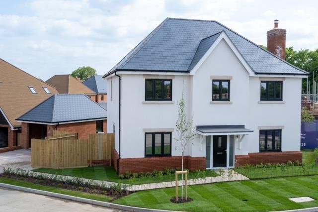 Property photo 1 of 12 External View