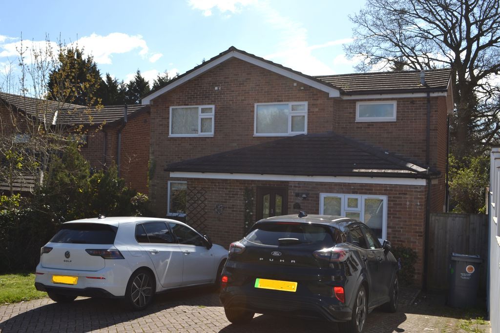 Property photo 1 of 16 Photo 17