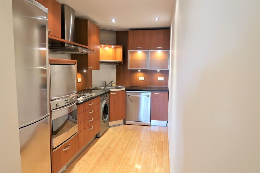 Property photo 2 of 10 Kitchen.Jpg