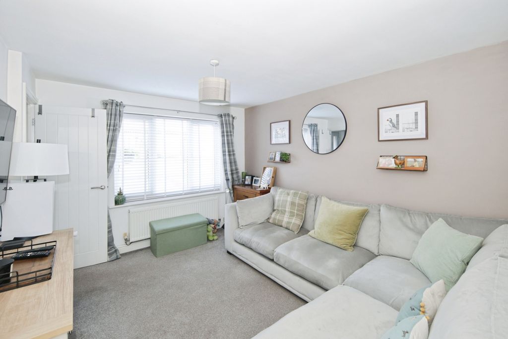 Property photo 3 of 14 Pbox-Img.Jpg