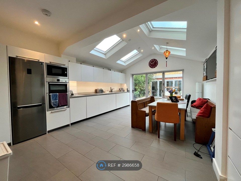 Property photo 1 of 23 Kitchen & Dining