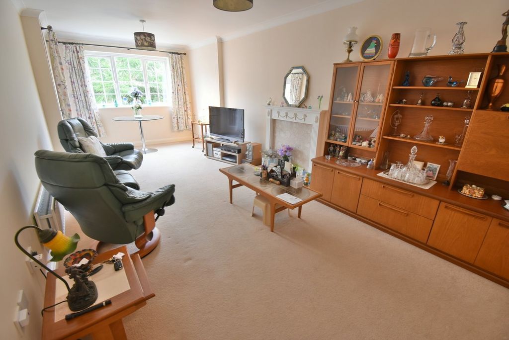 Property photo 3 of 18